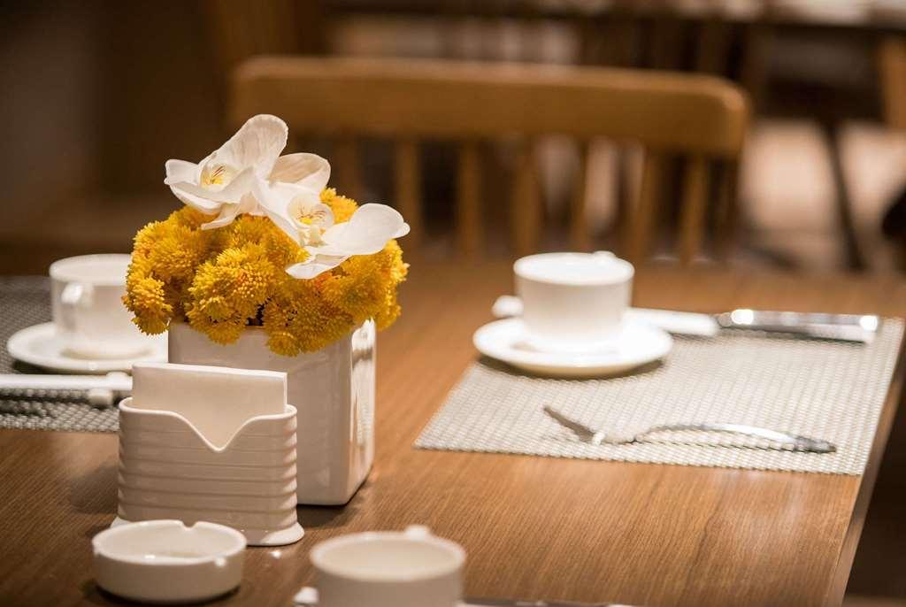 Ramada Encore Jintang Chengdu Restaurant foto
